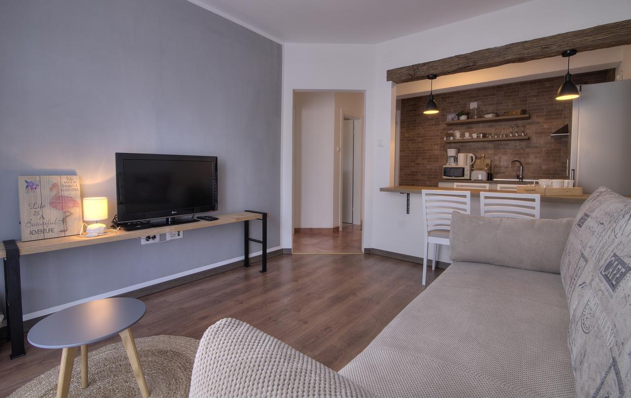 Apartments Lola Senj  Dış mekan fotoğraf