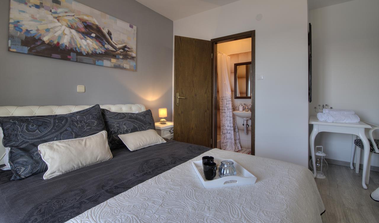 Apartments Lola Senj  Dış mekan fotoğraf