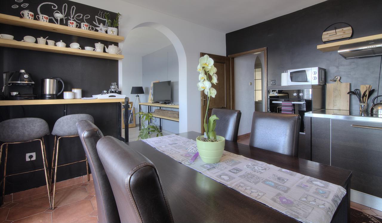 Apartments Lola Senj  Dış mekan fotoğraf